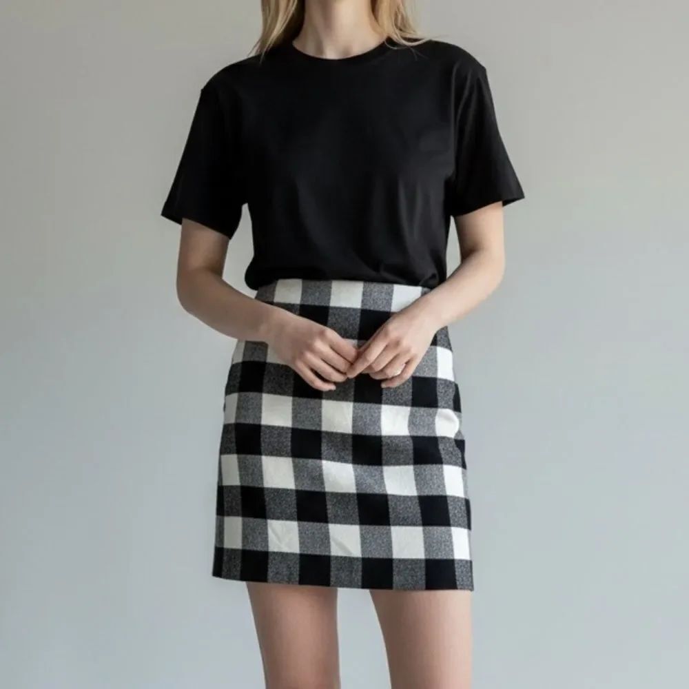TALBOTS Buffalo Plaid Wool Blend Mini Skirt Black & White
